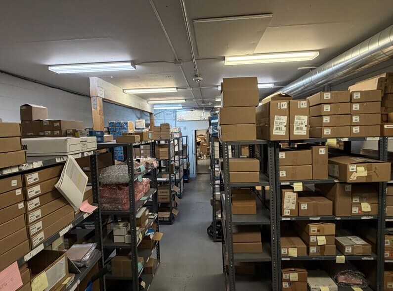 More Photos Of 95 Boutwell St, San Francisco Warehouse For Sale