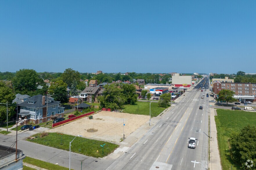 More Photos Of 11501 Woodward Ave, Detroit Land For Lease