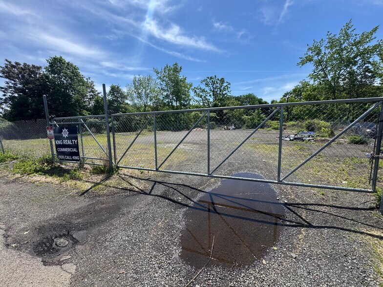 Primary Photo Of 85 Hood Terrace Ter, West Haven Land For Lease