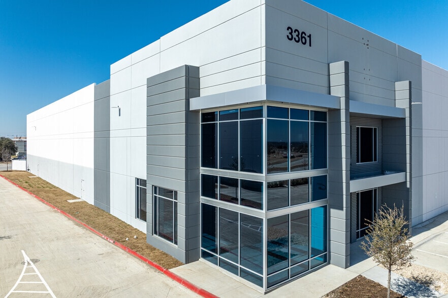 More Photos Of 3210 N Central Expy, McKinney Unknown For Lease