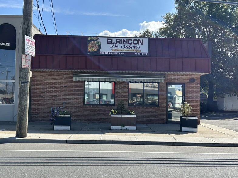 Primary Photo Of 980 Old Country Rd, Westbury Storefront For Sale
