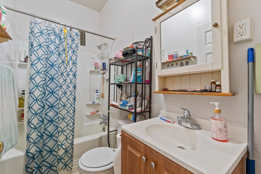 More Photos Of , Baltimore Multifamily For Sale