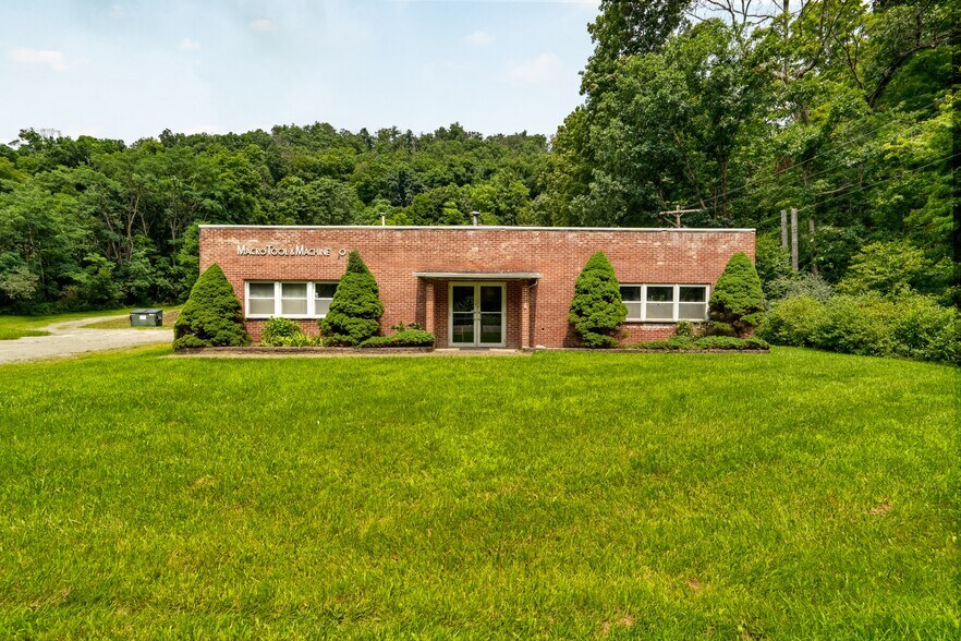 Primary Photo Of 1397 Route 55, Lagrangeville Warehouse For Sale
