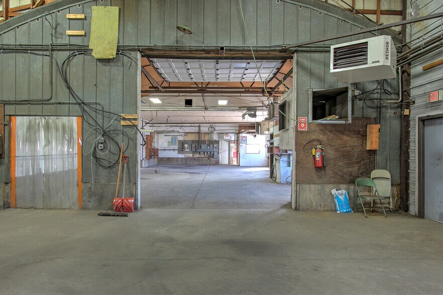 More Photos Of 1895 Frontage Rd, Mora Manufacturing For Sale