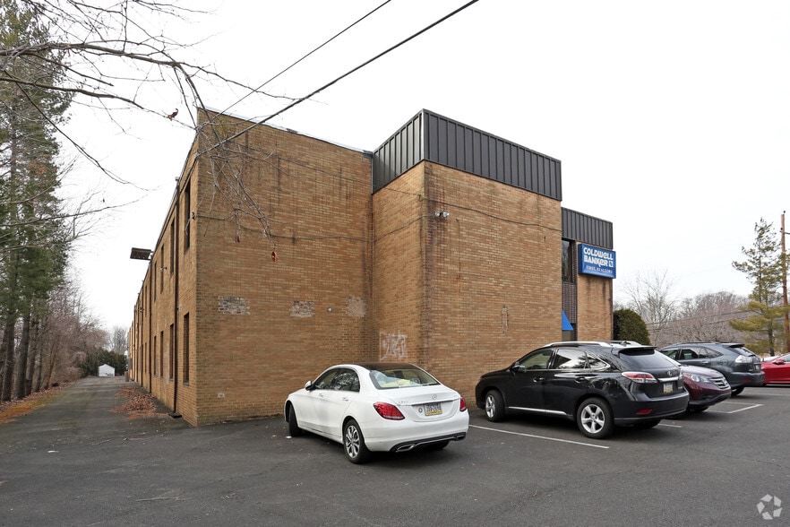 More Photos Of 2655 Philmont Ave, Huntingdon Valley Office For Lease