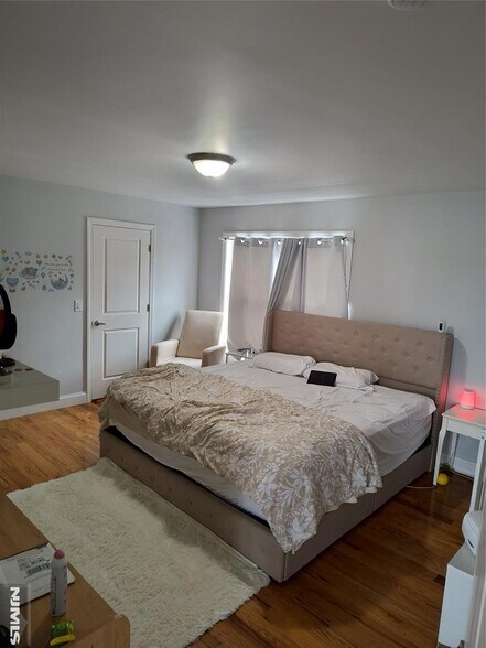 More Photos Of 6805 Meadowview Ave, North Bergen Apartments For Sale