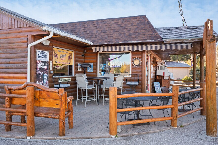 More Photos Of 2 Hays Blvd, Pine Haven Restaurant For Sale