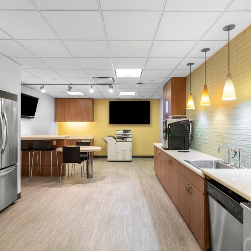 More Photos Of 250 Park Ave, New York Coworking Space