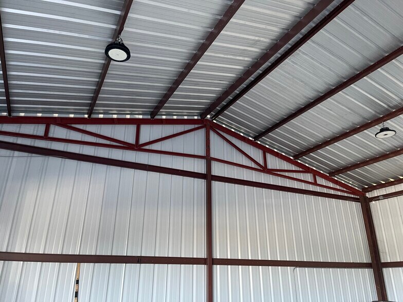 More Photos Of 2102 Aldine Bender Rd, Houston Industrial For Sale
