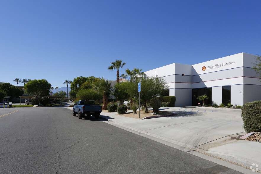 More Photos Of 39665 Entrepreneur Ln, Palm Desert Warehouse For Lease
