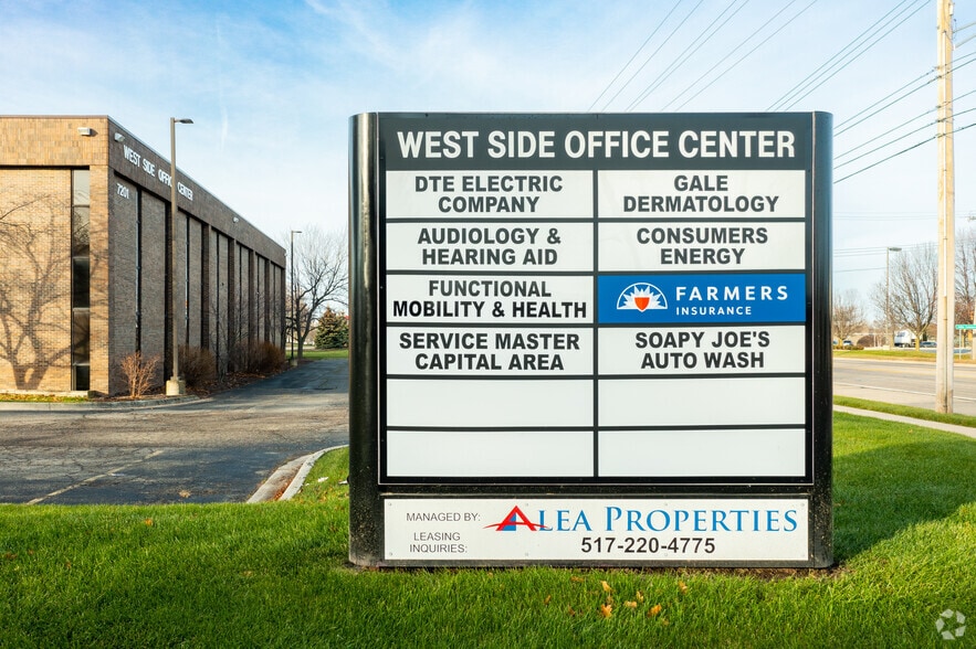 More Photos Of 7201 W Saginaw Hwy, Lansing Medical For Lease