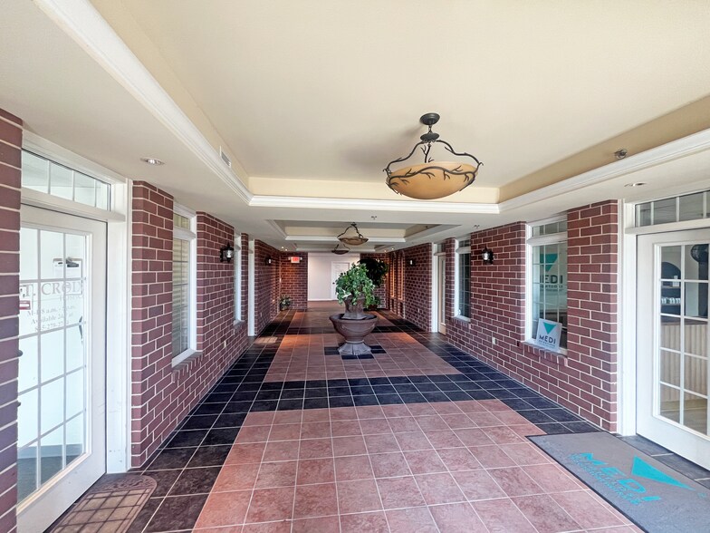 More Photos Of 8825 S Howell Ave, Oak Creek Office For Lease