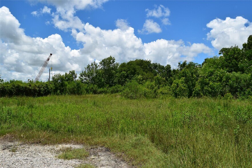 More Photos Of Highway 35, Pearland Land For Sale