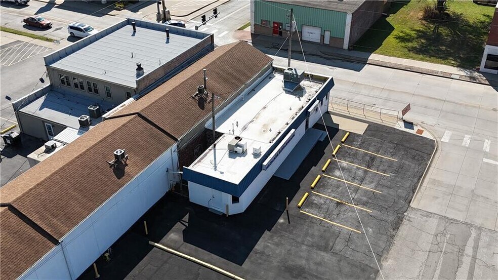 More Photos Of 6303 King Hill Ave, Saint Joseph Office For Sale