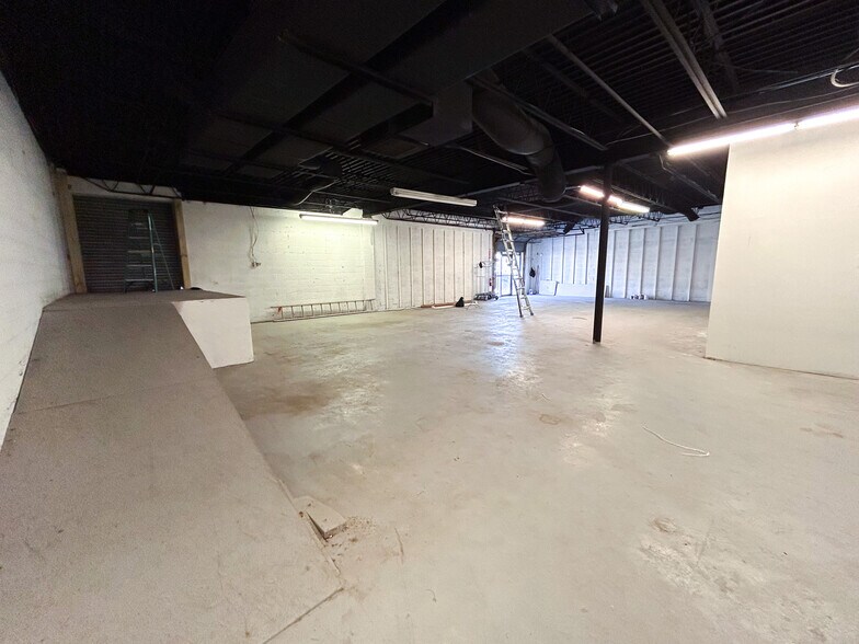 More Photos Of 5045-5057 Route 38, Pennsauken Light Distribution For Lease
