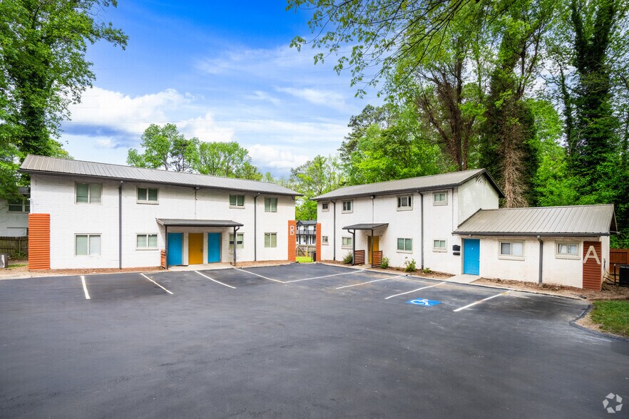 More Photos Of 340-352 Dixie Hills Cir, Atlanta Apartments For Sale