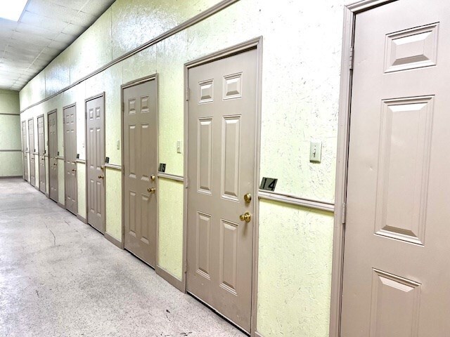 More Photos Of 4712 N Business 181, Beeville Freestanding For Sale