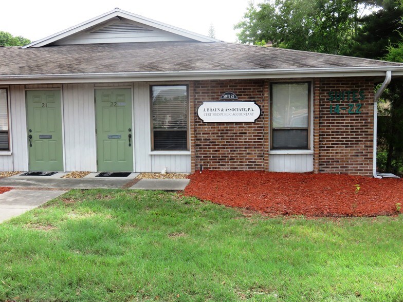 More Photos Of 1326 S Ridgewood Ave, Daytona Beach Office For Lease