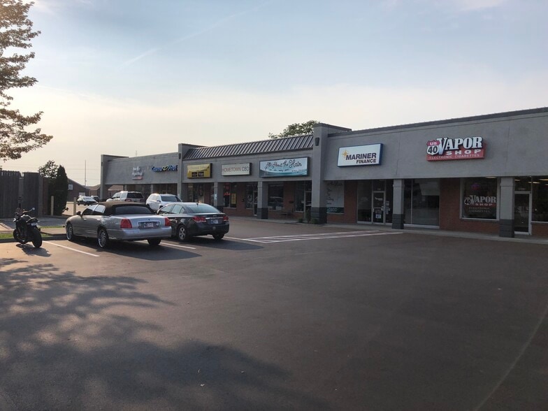 More Photos Of 1702-1830 E Main St, Plainfield Unknown For Lease