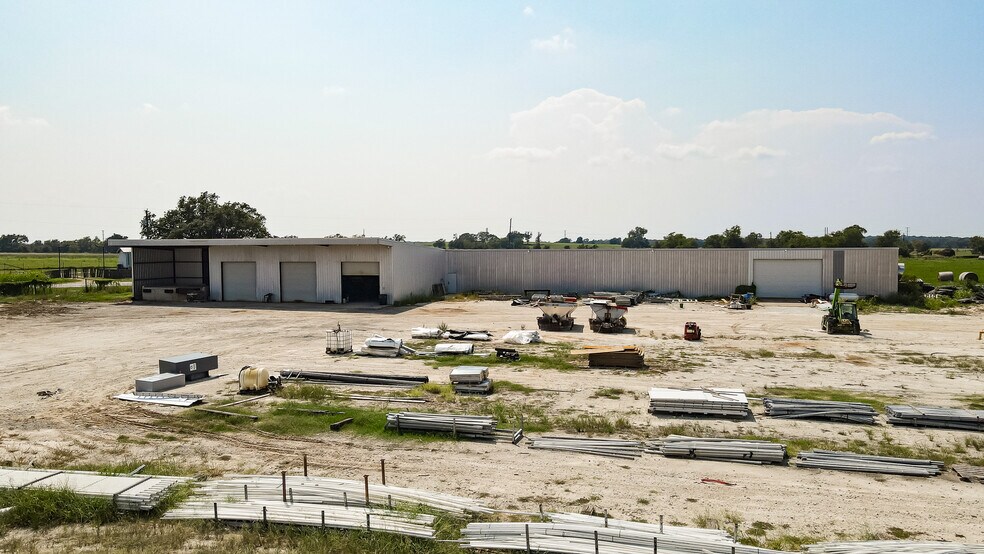 More Photos Of 17552 US-79, Marquez Land For Sale