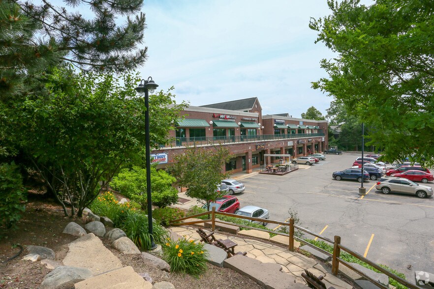 More Photos Of 525 N Main St, Milford Storefront For Sale