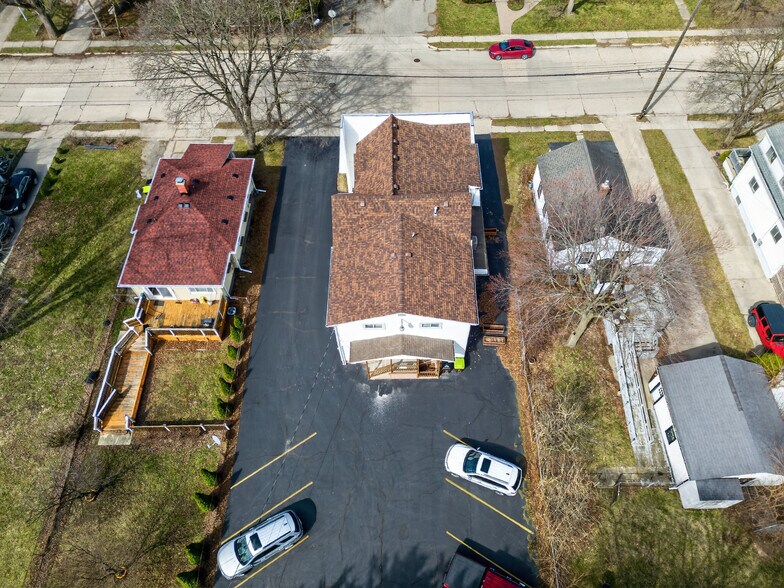 More Photos Of 175 2nd St, Belleville Office For Sale