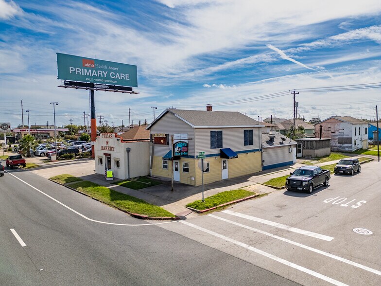 Primary Photo Of 5427 Broadway St, Galveston General Retail For Sale