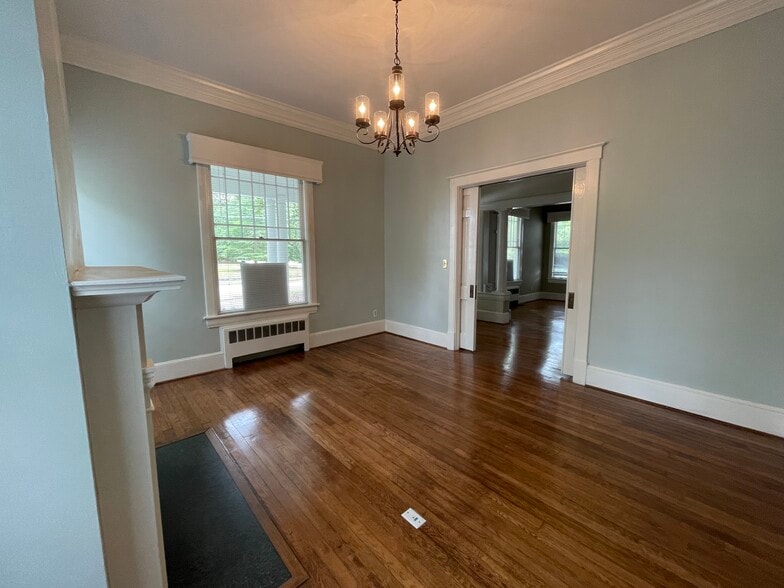 More Photos Of 509 Nash St W, Wilson Loft Creative Space For Sale