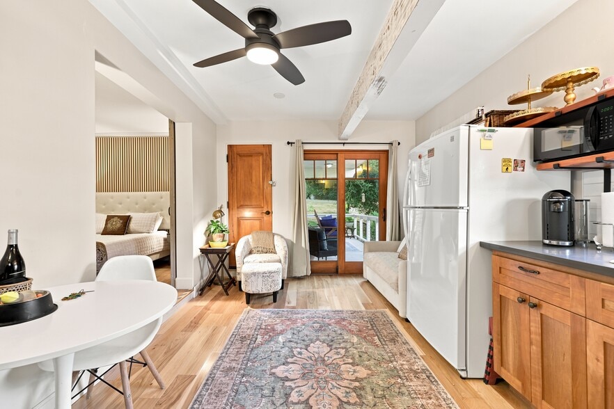 More Photos Of 11358 Creek Rd, Ojai Flex For Sale
