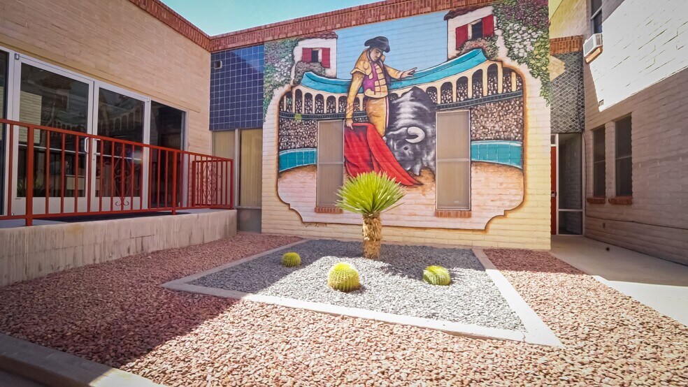 More Photos Of 1401 Montana Ave, El Paso Office For Lease