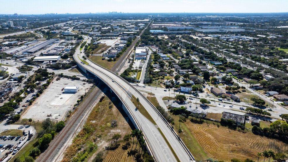 More Photos Of 1350-1390 Hammondville Rd, Pompano Beach Warehouse For Lease