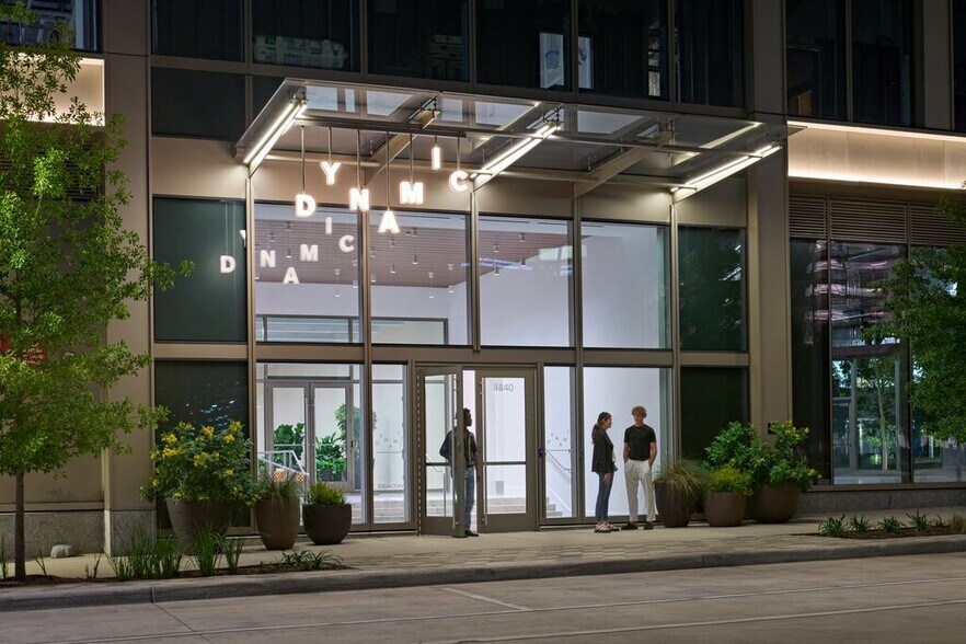 More Photos Of Old Spanish Trl, Houston Unknown For Lease