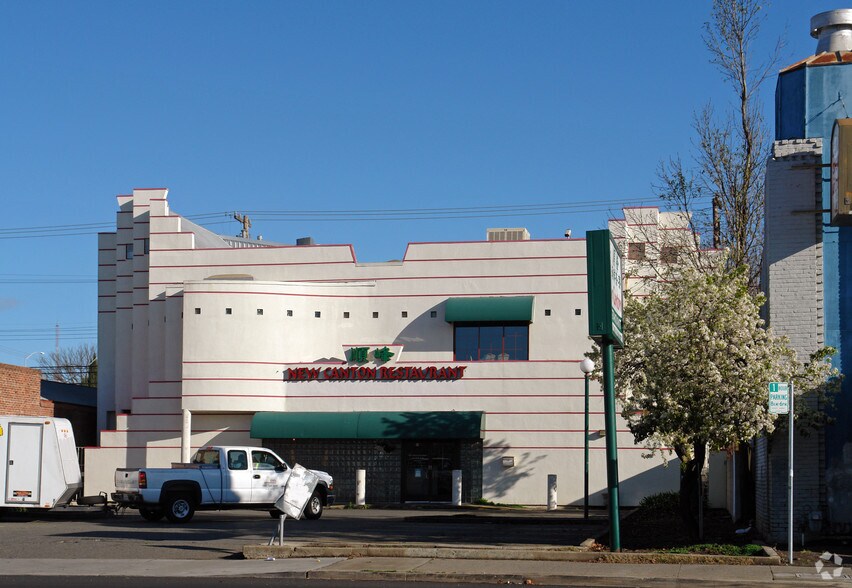 More Photos Of 2523 Broadway, Sacramento Restaurant For Sale