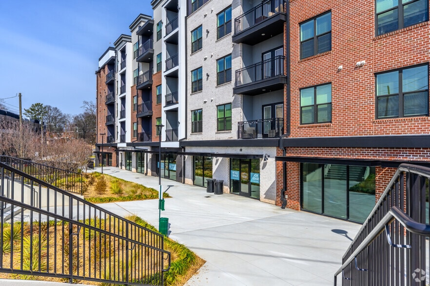 More Photos Of 3311 Hood Ave, Chamblee Apartments For Lease