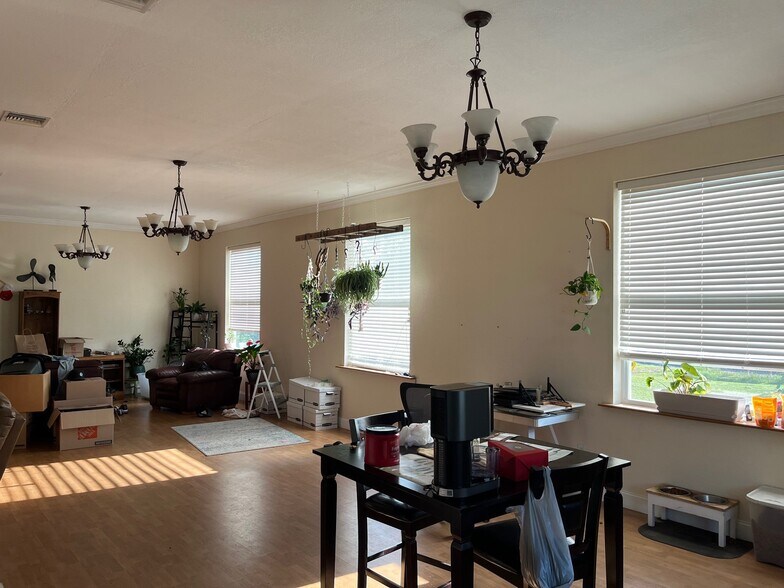 More Photos Of 1500 Main St NE, Palm Bay Light Distribution For Sale