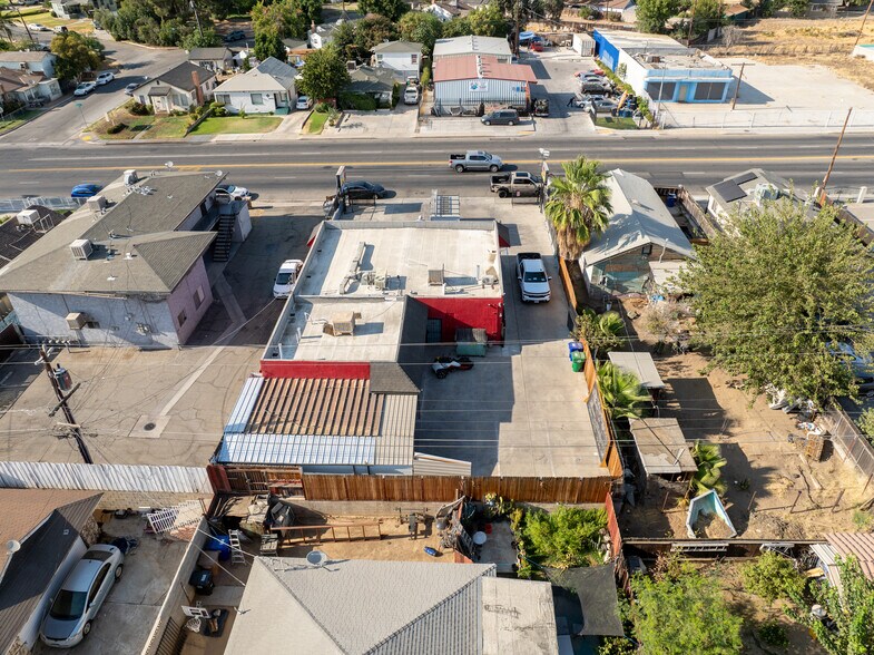 More Photos Of 2625 Niles St, Bakersfield Storefront Retail Office For Sale