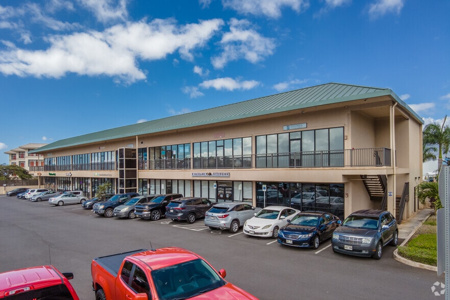 Primary Photo Of 94-1144 Ka Uka Blvd, Waipahu General Retail For Lease