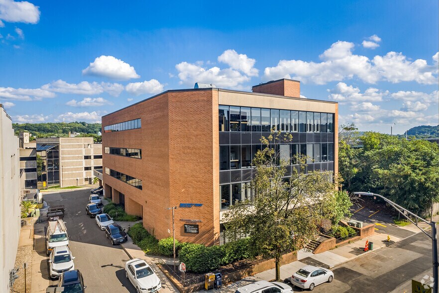 More Photos Of 255 Bank St, Waterbury Office For Sale