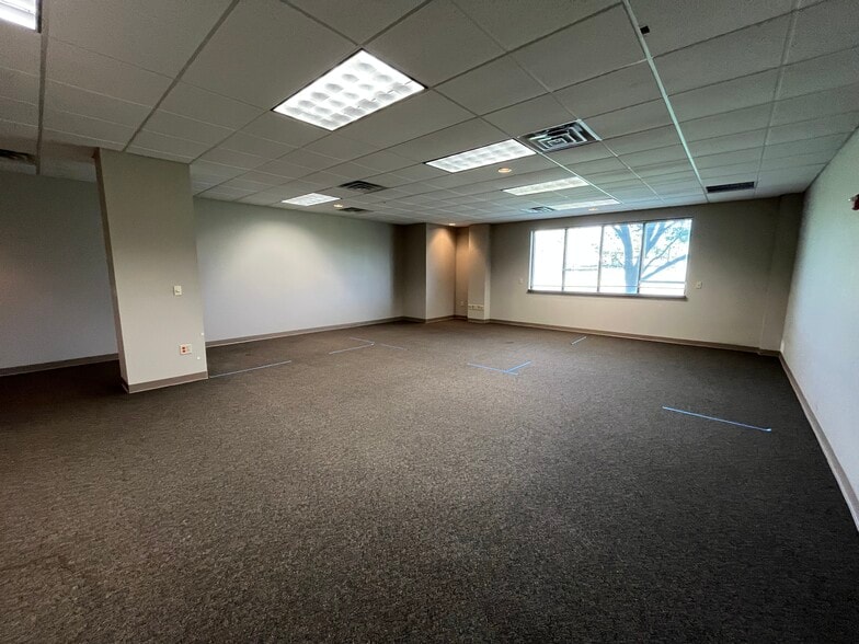 More Photos Of 7340 W 21st St N, Wichita Office For Lease