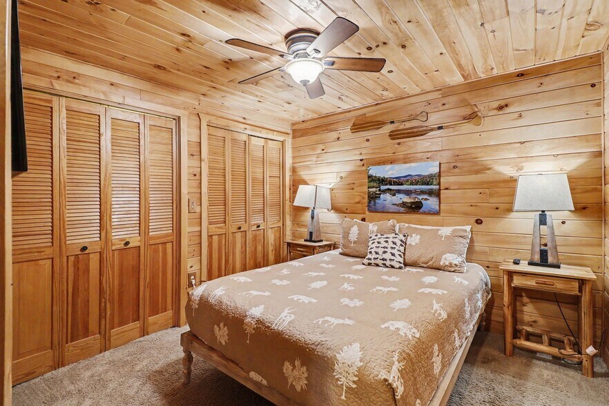 More Photos Of 6926 Aarwood Trail NW, Rapid City Hotel For Sale
