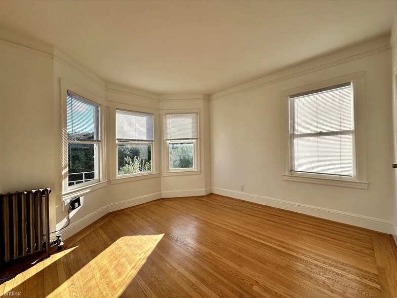 More Photos Of 3104 Sacramento St, San Francisco Apartments For Sale