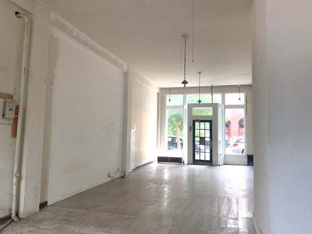 More Photos Of 2443-2451 Nicollet Ave, Minneapolis Apartments For Lease