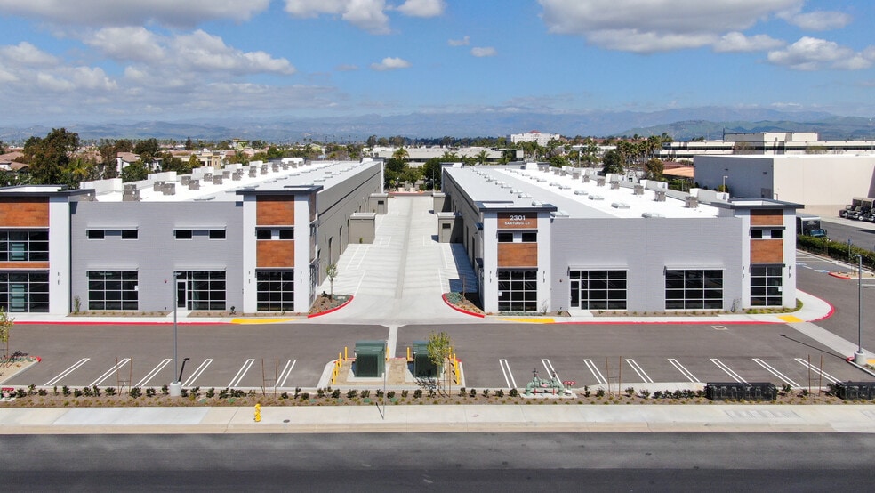 More Photos Of 1400 Graves Ave, Oxnard Distribution For Sale