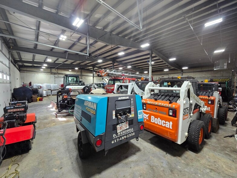 More Photos Of 5 Granite Rd, Acton Warehouse For Sale