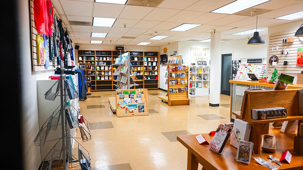 More Photos Of 911-913 S Maple Ave, Montebello Warehouse For Sale