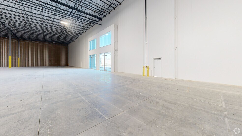More Photos Of 3210 N Central Expy, McKinney Unknown For Lease
