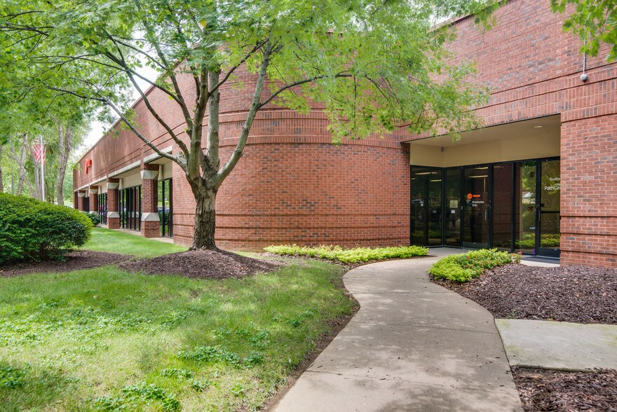 More Photos Of 601 Grassmere Park, Nashville Medical For Lease