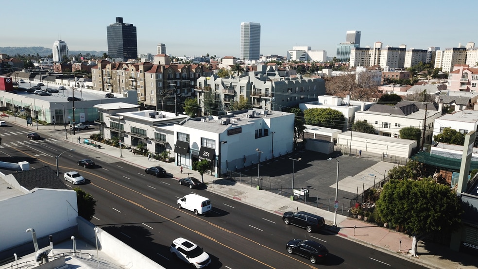 More Photos Of 351-353 S La Brea Ave, Los Angeles Storefront Retail Office For Lease