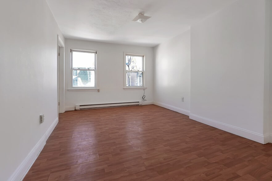 More Photos Of 213 W 9th St, Boston Multifamily For Sale