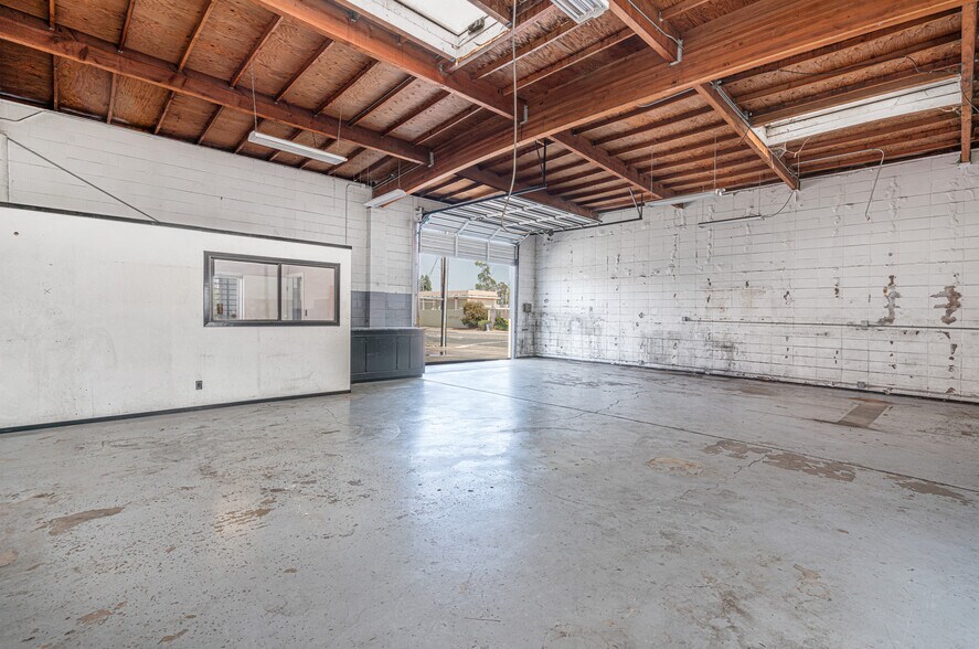 More Photos Of 1841 Piner Rd, Santa Rosa Flex For Lease